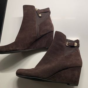 Isaac Mizrahi Live! Dark Brown Suede Wedge Boots